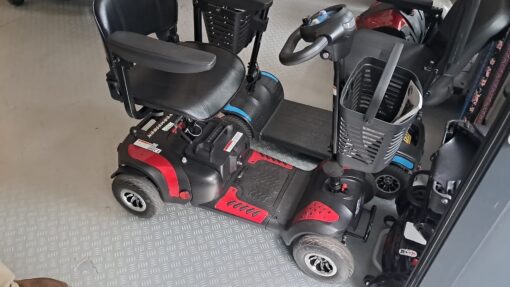 Demo model kleine scootmobiel Venus 4 met luchtbanden