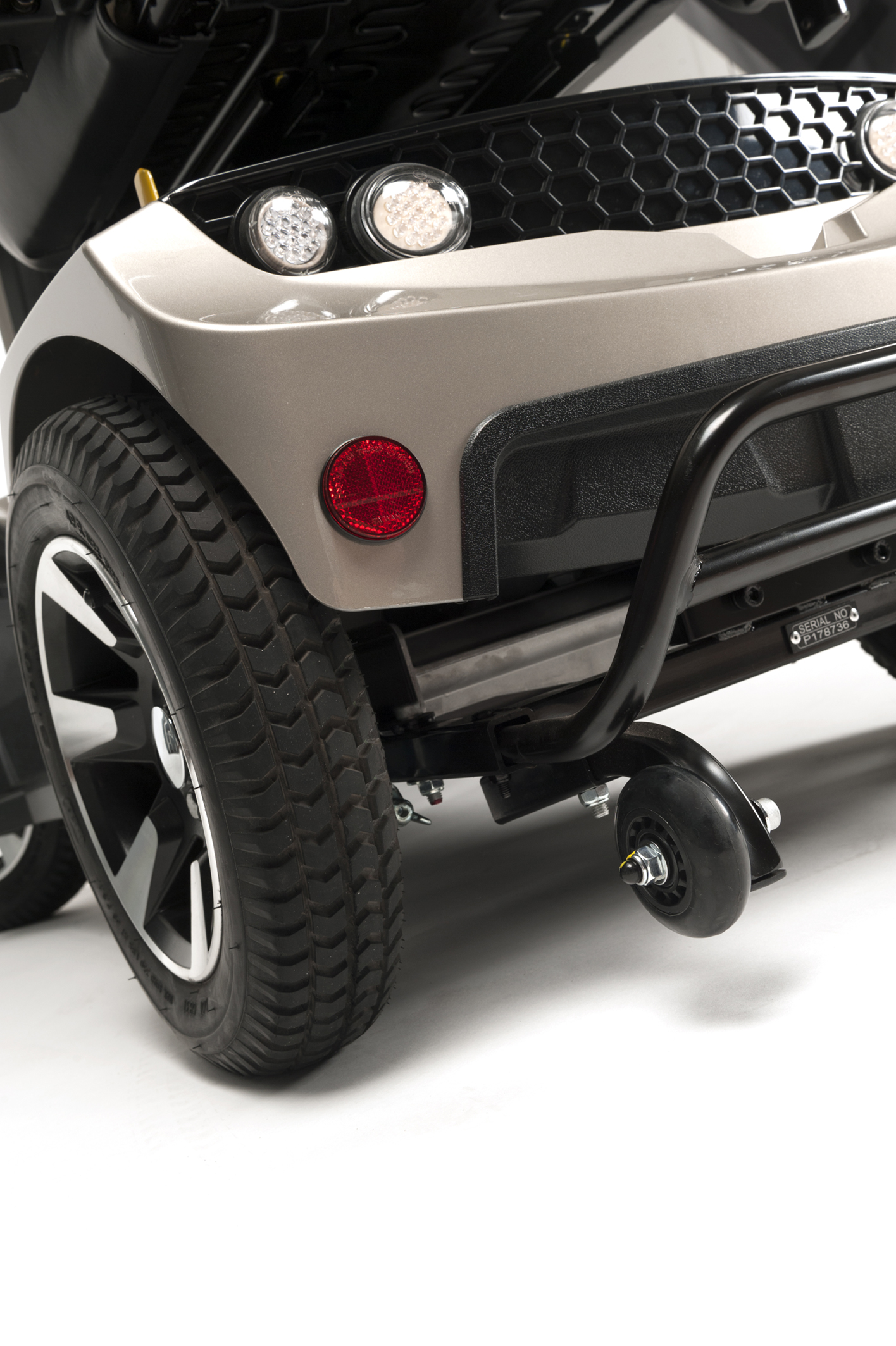 Mercurius 4D rear view 1 achterwielen van de 4 wiel scootmobiel mercurius 4d