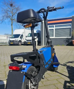 hanksconcepts HANK 2.jpeg HANK Tweewielige Opvouwbare ScootmobielHANK Tweewielige Opvouwbare Scootmobiel - Afbeelding 14
