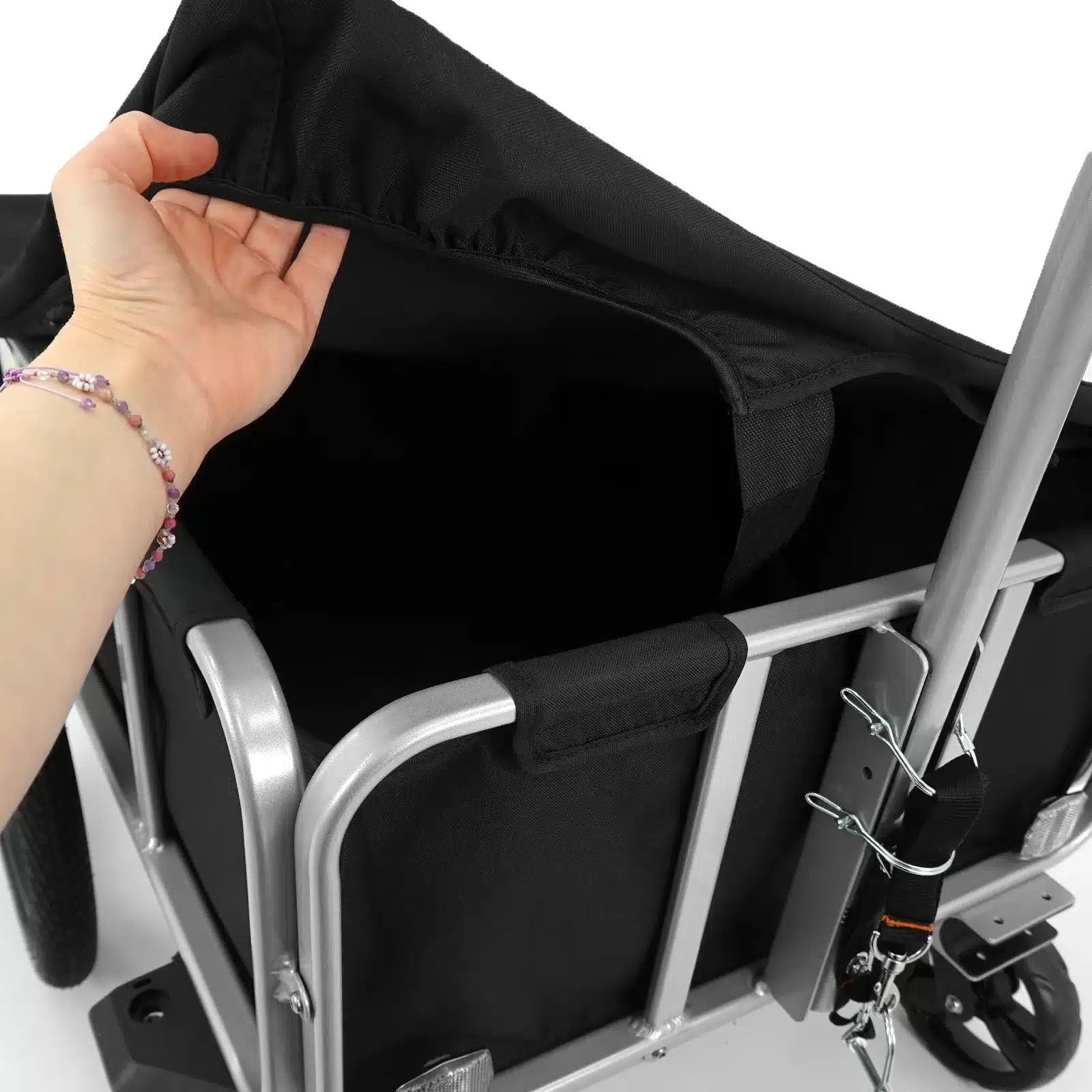35413 Anhanger Premium detail 004.jpg Rolektro Premium scootmobiel aanhanger | 120L & 45 kg - Afbeelding 11